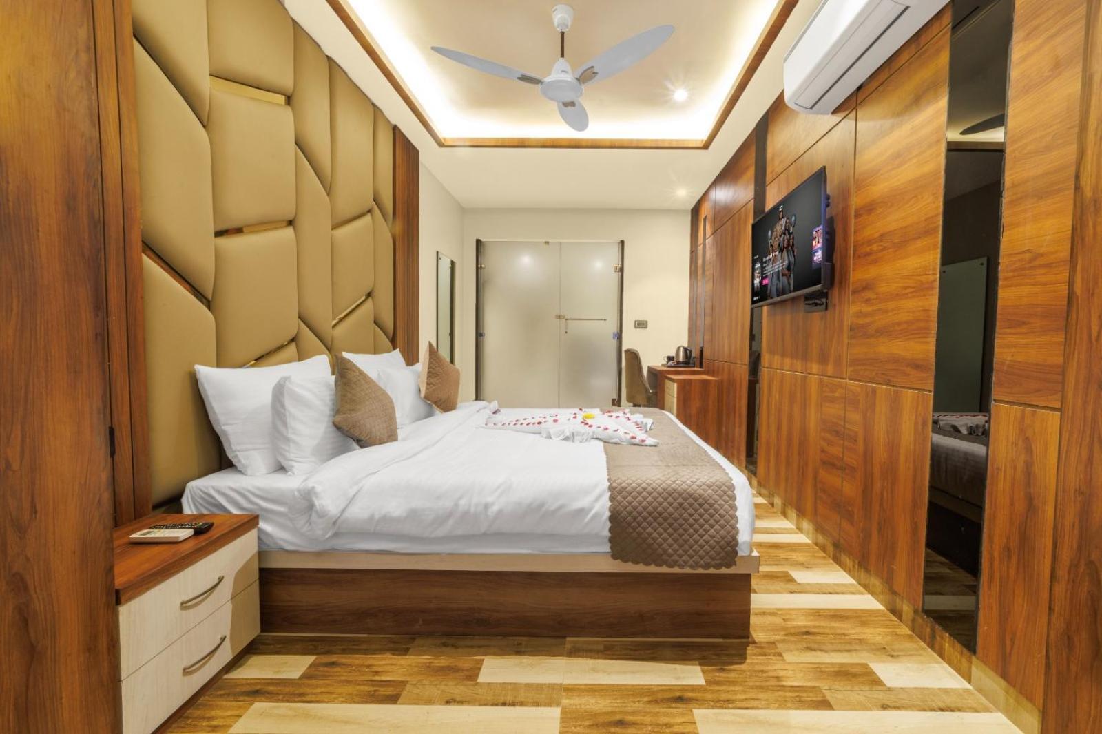 Hotel Golden Peacock Haridwār Exterior foto